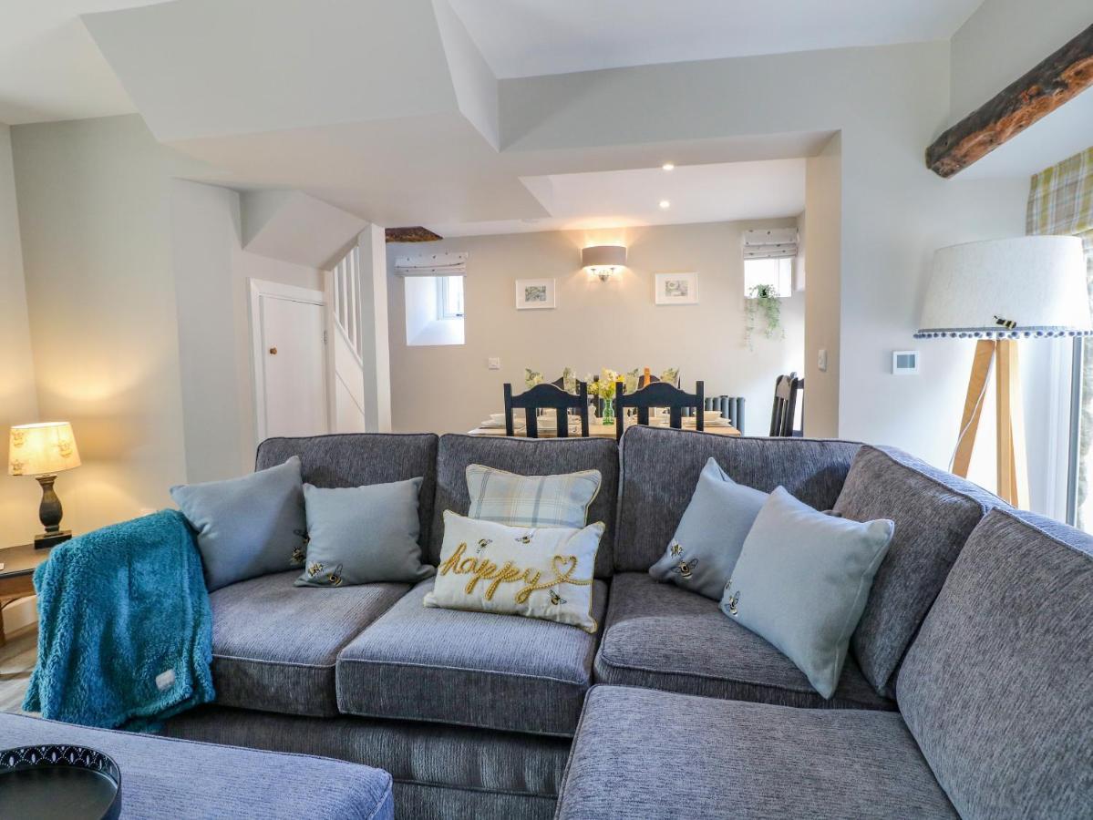 The Stables Villa Whiston  Екстериор снимка