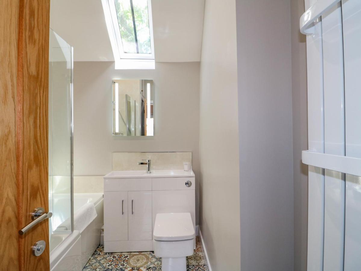 The Stables Villa Whiston  Екстериор снимка